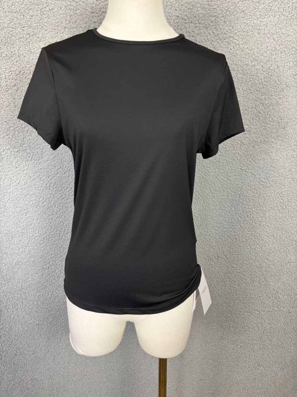 Arincess Womens Black Short Sleeve Top Lightweight Stretchy Size Large NWT's.